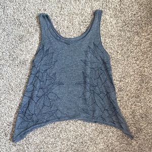 Girls tank top from old navy, size extra small, grey with black flowers.